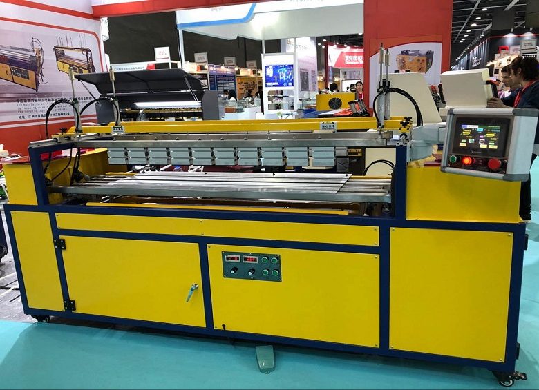 Acrylic Bending Machines – Basic Models and Their Uses